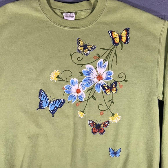 Gildan‎ Flowers Butterflies Graphic Print Crewneck Sweatshirt - Medium - Picture 4 of 7